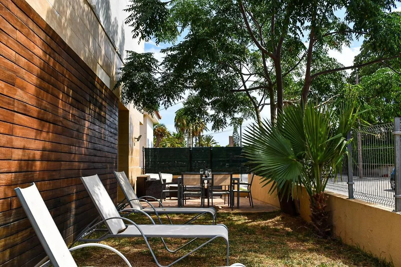 Semi detached Chalet right side Can Picafort  Casa vacanze